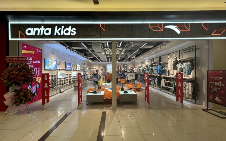 cửa hàng Anta Kids